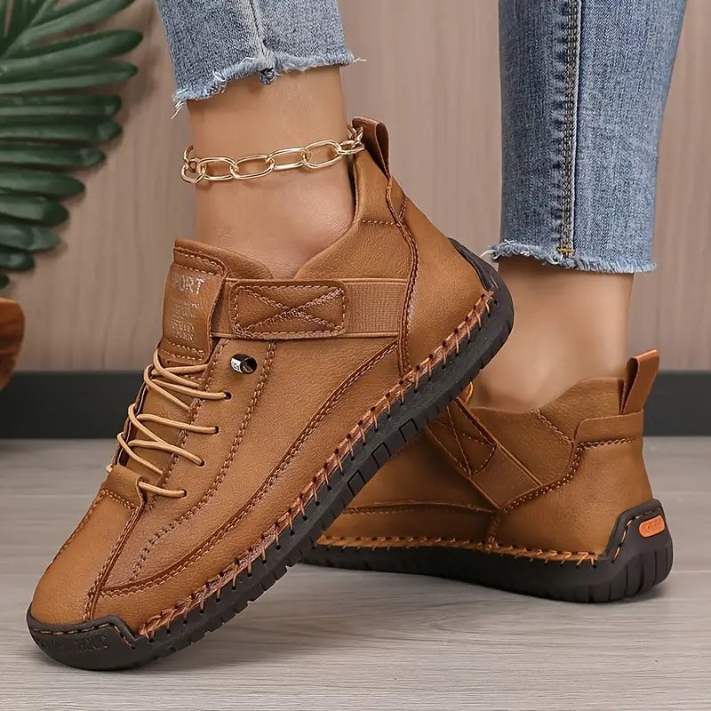 Cirilla Sneakers Donna con Lacci e Suola Piatta in Marrone, foto 1