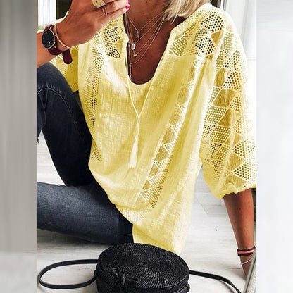 Isabeau Blusa Donna dalla Vestibilità Morbida con Scollo a V e Pizzo, foto 5